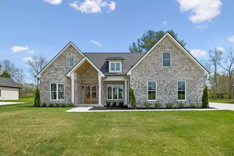 405 Chestnut Oak Ave, Smithville, TN 37166