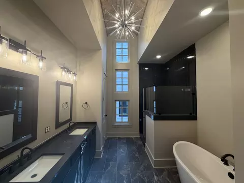 2541 Buckner Ln, Thompsons Station, TN 37179