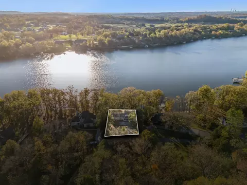 604 Laura Ln, Lebanon, TN 37087
