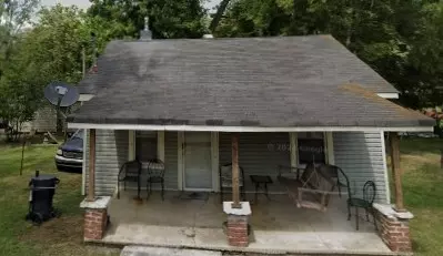 1011 Maple St W, Fayetteville, TN 37334