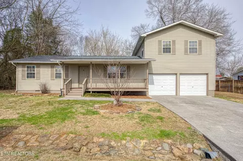 732 Smelcer St, Seymour, TN 37865
