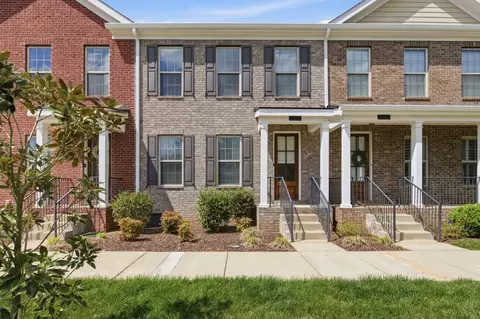 207 Gateway Ct, Franklin, TN 37069