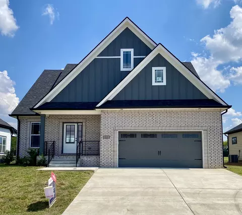 213 Harvest Moon Dr, Clarksville, TN 37043