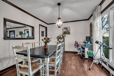 Dining - 2280 Ccc, Dickson, TN 37055 photo 1 of 4