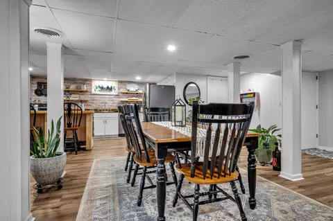 Dining - 2280 Ccc, Dickson, TN 37055 photo 3 of 4