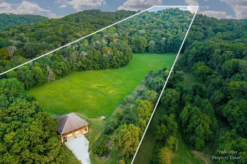 574 Hayes Ridge Rd, Lancaster, TN 38569