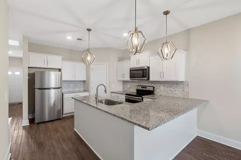 224 Drayton Dr #F, Clarksville, TN 37042