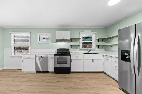 Kitchen - 107 Jackson St, Spring Hill, TN 37174 photo 5 of 5
