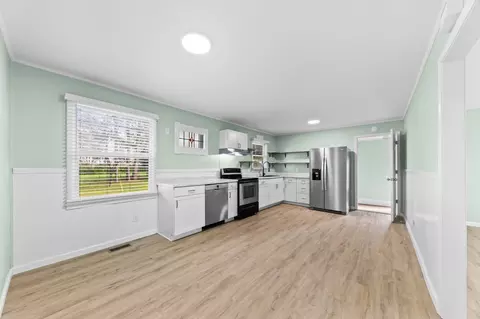 Kitchen - 107 Jackson St, Spring Hill, TN 37174 photo 4 of 5