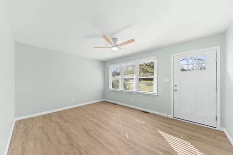 Living - 107 Jackson St, Spring Hill, TN 37174 photo 5 of 5