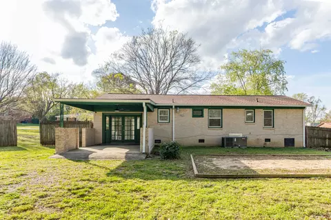 Exterior - 107 Jackson St, Spring Hill, TN 37174 photo 4 of 11