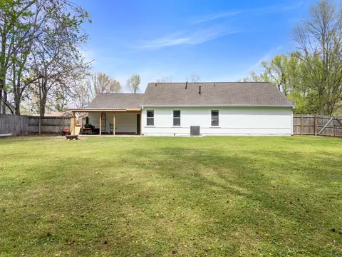 Exterior - 35 Mcgee Loop, Jackson, TN 38305 photo 10 of 11
