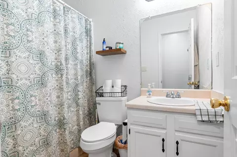 Bath - 35 Mcgee Loop, Jackson, TN 38305 photo 1 of 3