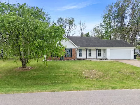 Exterior - 35 Mcgee Loop, Jackson, TN 38305 photo 4 of 11