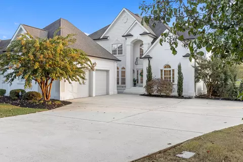 8410 Rambling Rose Dr, Ooltewah, TN 37363