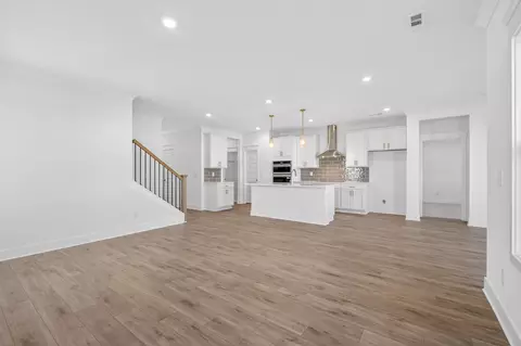 Living - 4920 Kai Dr, Murfreesboro, TN 37129 photo 4 of 6