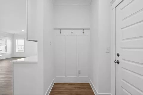 Entry Way - 4920 Kai Dr, Murfreesboro, TN 37129 photo 4 of 7