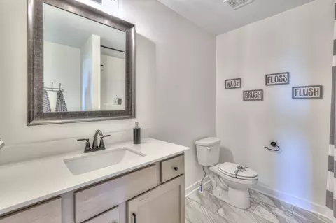 Bath - 4904 Kai Dr, Murfreesboro, TN 37129 photo 3 of 4