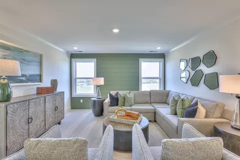 Living - 4904 Kai Dr, Murfreesboro, TN 37129 photo 4 of 4