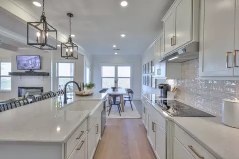 Kitchen - 4904 Kai Dr, Murfreesboro, TN 37129 photo 2 of 2