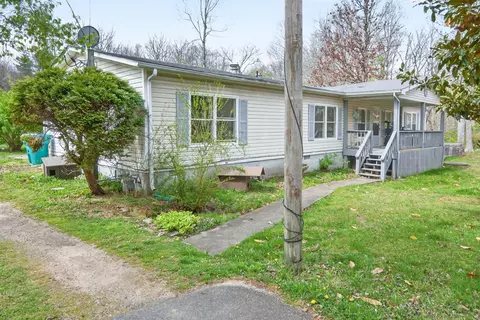 35 Halstead Dr, Crossville, TN 38555