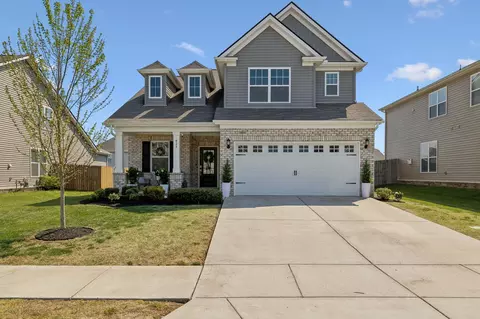 421 Wind Dance Dr, Lebanon, TN 37087