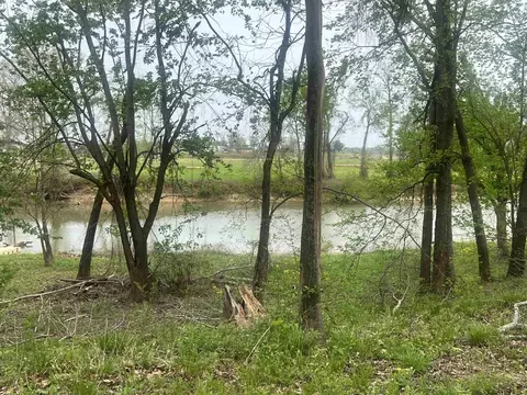350 Elizabeth Ln, Savannah, TN 38372