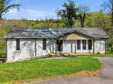 6100 Lottie Ln, Chattanooga, TN 37416