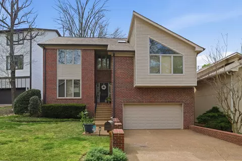 517 Harpeth Trace Dr, Nashville, TN 37221