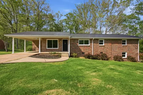 1416 Oakmont Cir, Centerville, TN 37033