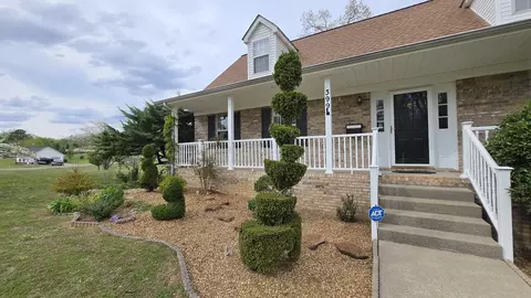 399 Martin Rd, Clarksville, TN 37042