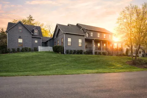 111 Harlinsdale Ct, Franklin, TN 37069