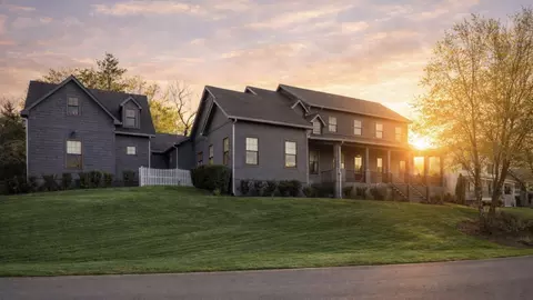 111 Harlinsdale Ct, Franklin, TN 37069