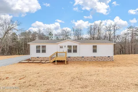 231 Bostie Maire Ln, Clinton, TN 37716