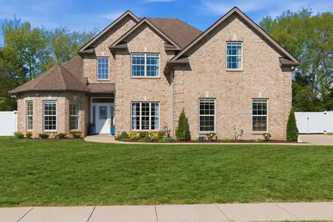 2714 United Dr, Murfreesboro, TN 37128