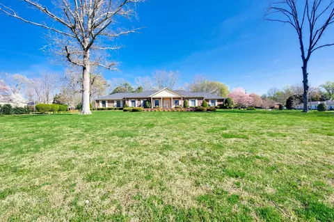 5314 Meadowlake Rd, Brentwood, TN 37027