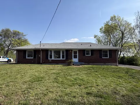 274 Locustwood Dr, Nashville, TN 37211