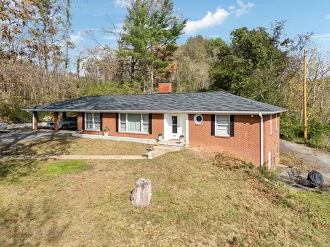 404 Van Hook Dr # C, Ashland City, TN 37015