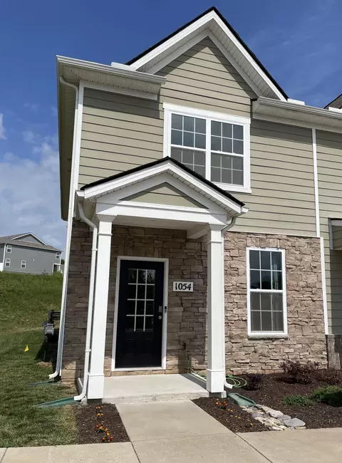 1054 Woodbridge Blvd, Lebanon, TN 37090