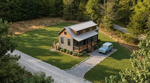 24 Dwellings Dr, Tracy City, TN 37387