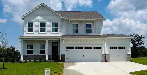 1033 Bluestem Rd, Columbia, TN 38401