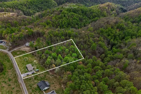 1399 Adamson Branch Rd, Liberty, TN 37095
