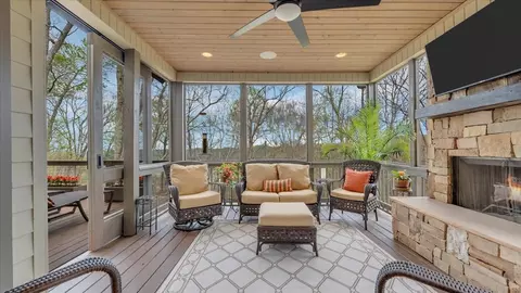 Exterior - 8581 Silver View Ln, Silver Point, TN 38582 photo 4 of 12