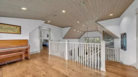 Entry Way - 8581 Silver View Ln, Silver Point, TN 38582 photo 6 of 8