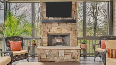 Exterior - 8581 Silver View Ln, Silver Point, TN 38582 photo 10 of 12