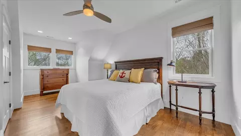 Bedroom - 8581 Silver View Ln, Silver Point, TN 38582 photo 6 of 8