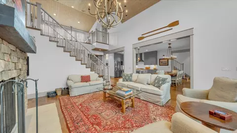 Living - 8581 Silver View Ln, Silver Point, TN 38582 photo 6 of 6