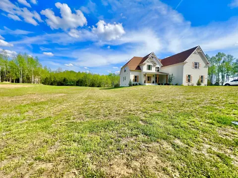 1065 Gholson Rd, Clarksville, TN 37043