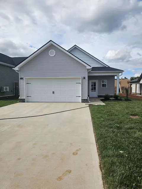 2696 Brewster Dr, Clarksville, TN 37042