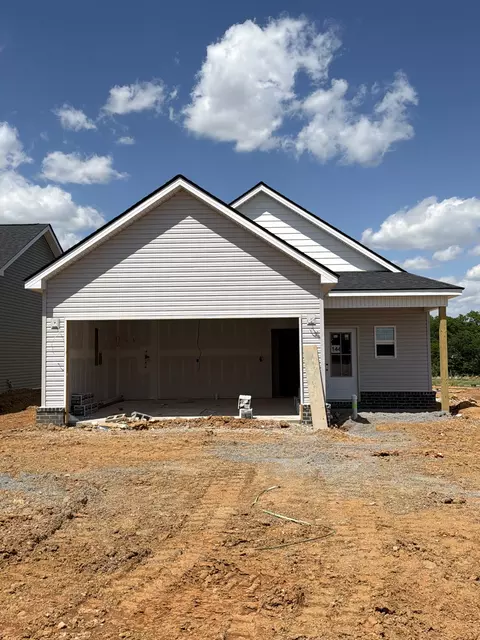 2696 Brewster Dr, Clarksville, TN 37042